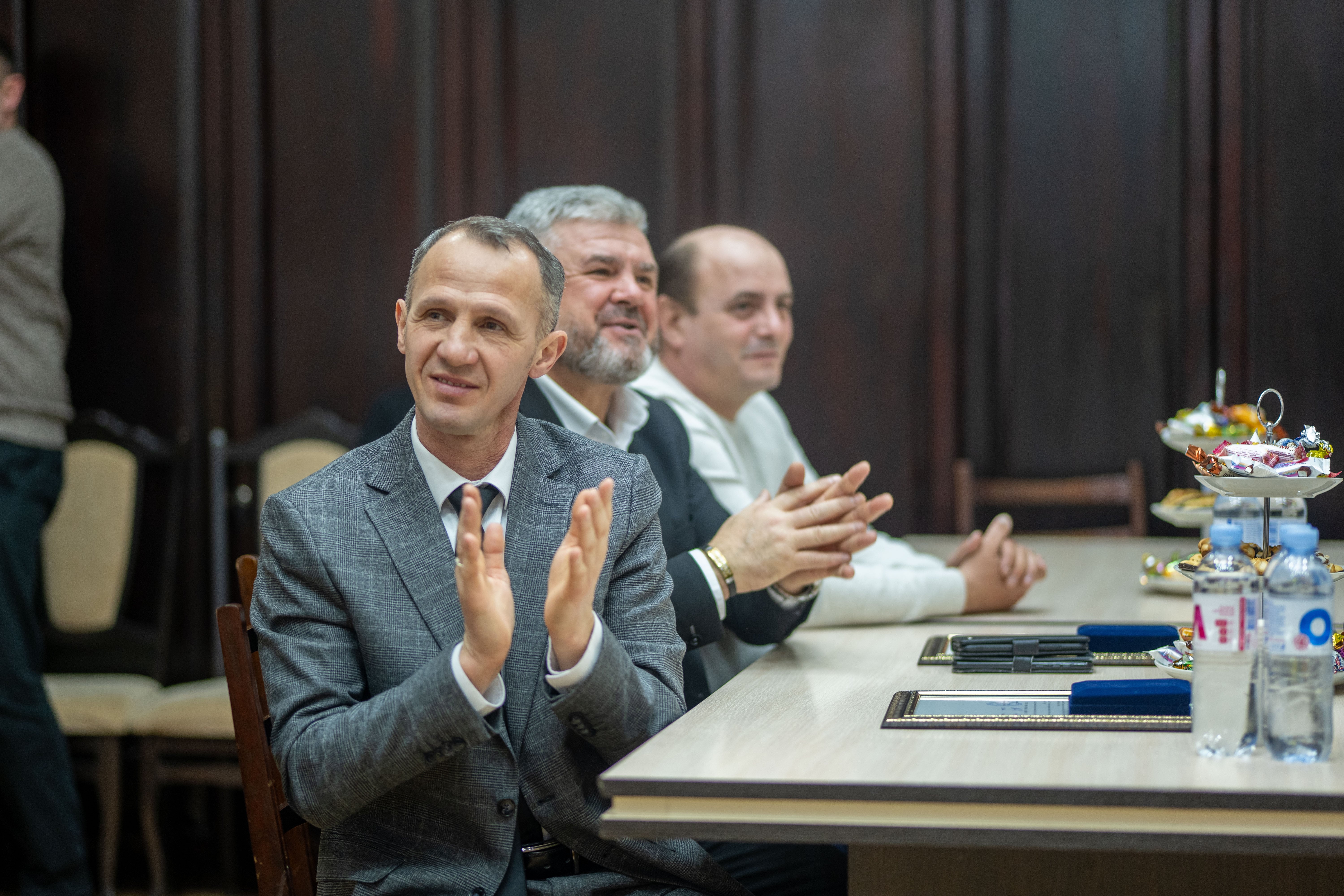 CONFERIREA TITLULUI "CETĂȚEAN DE ONOARE AL ORAȘULUI VATRA"