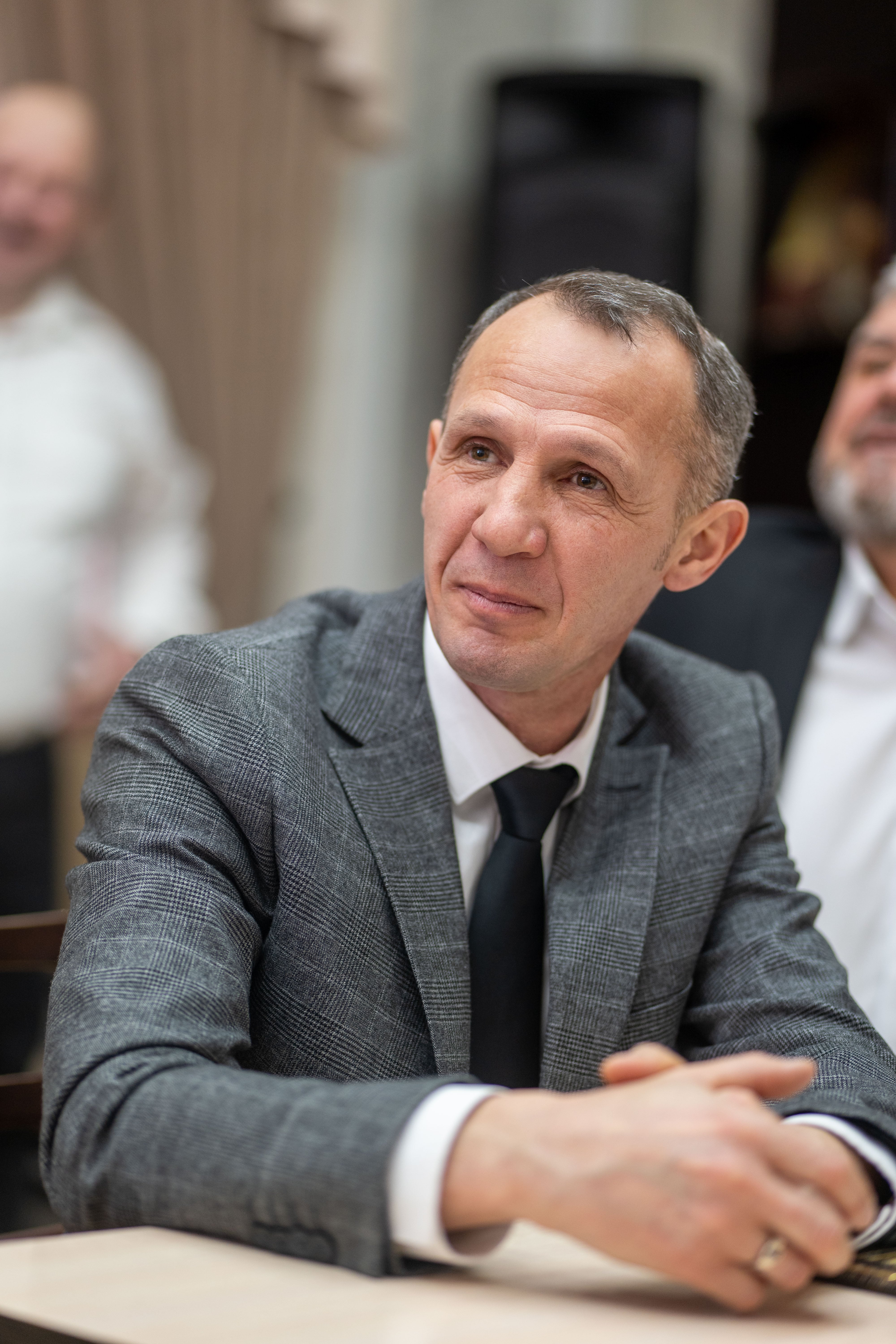 CONFERIREA TITLULUI "CETĂȚEAN DE ONOARE AL ORAȘULUI VATRA"