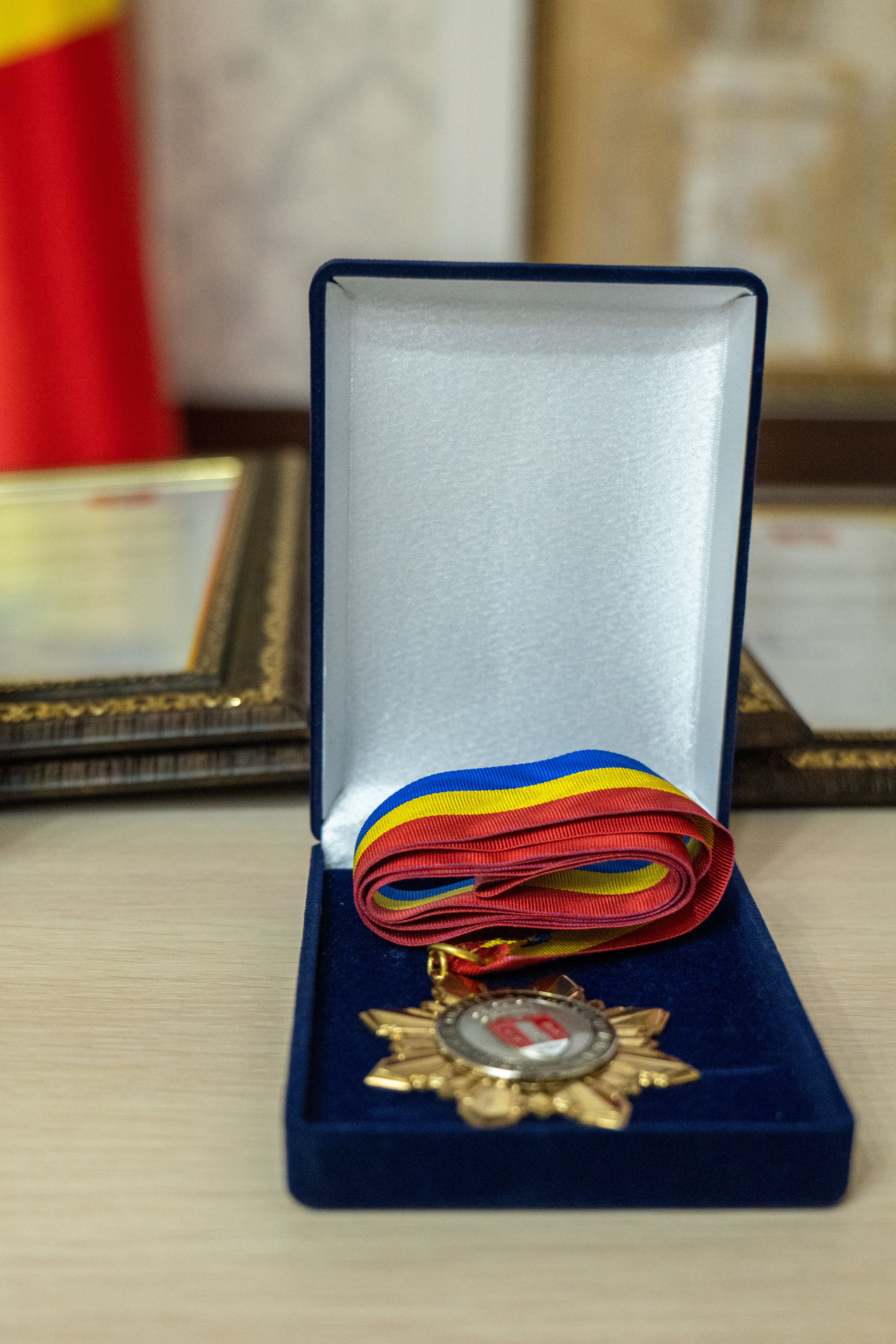 CONFERIREA TITLULUI "CETĂȚEAN DE ONOARE AL ORAȘULUI VATRA"