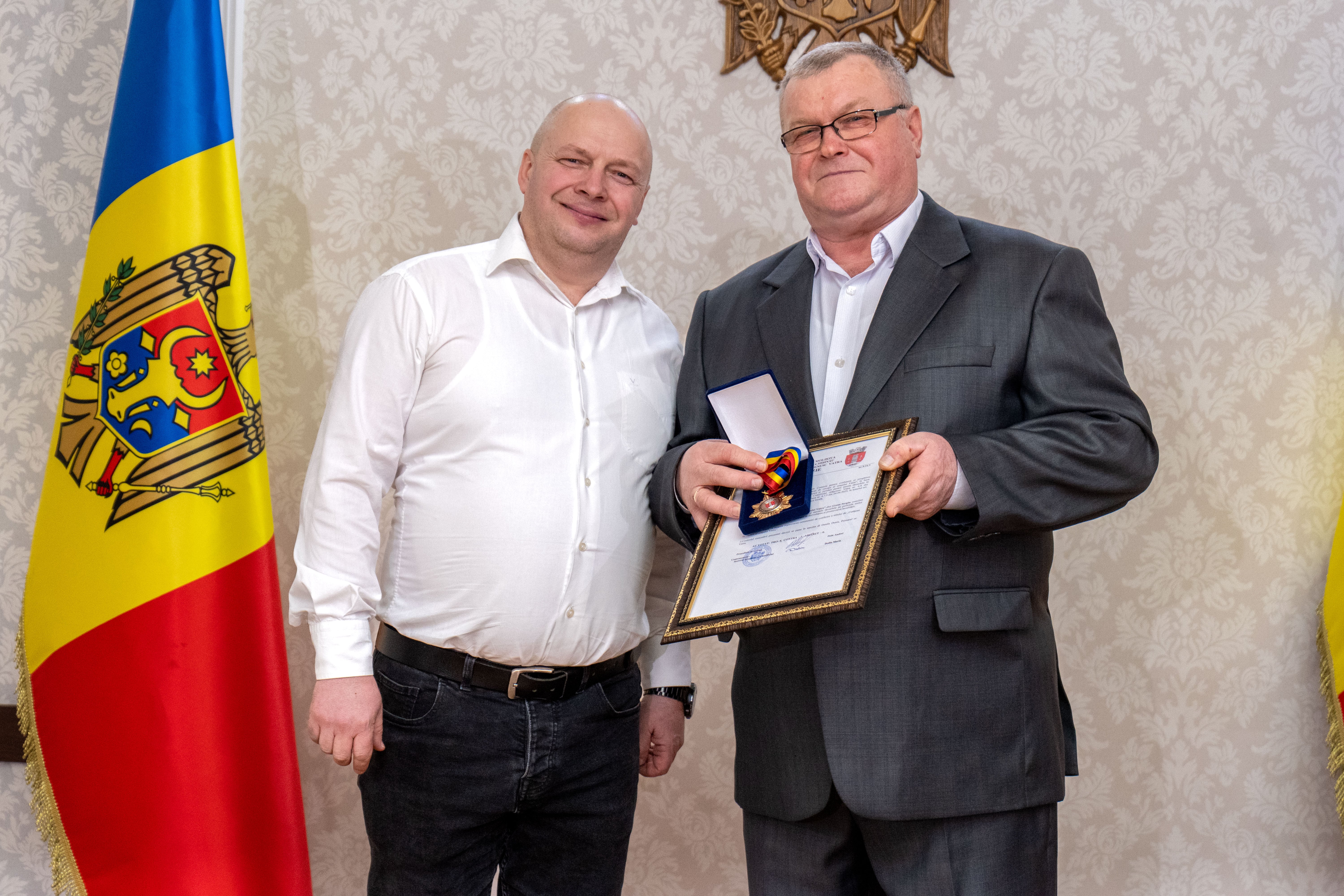 CONFERIREA TITLULUI "CETĂȚEAN DE ONOARE AL ORAȘULUI VATRA"
