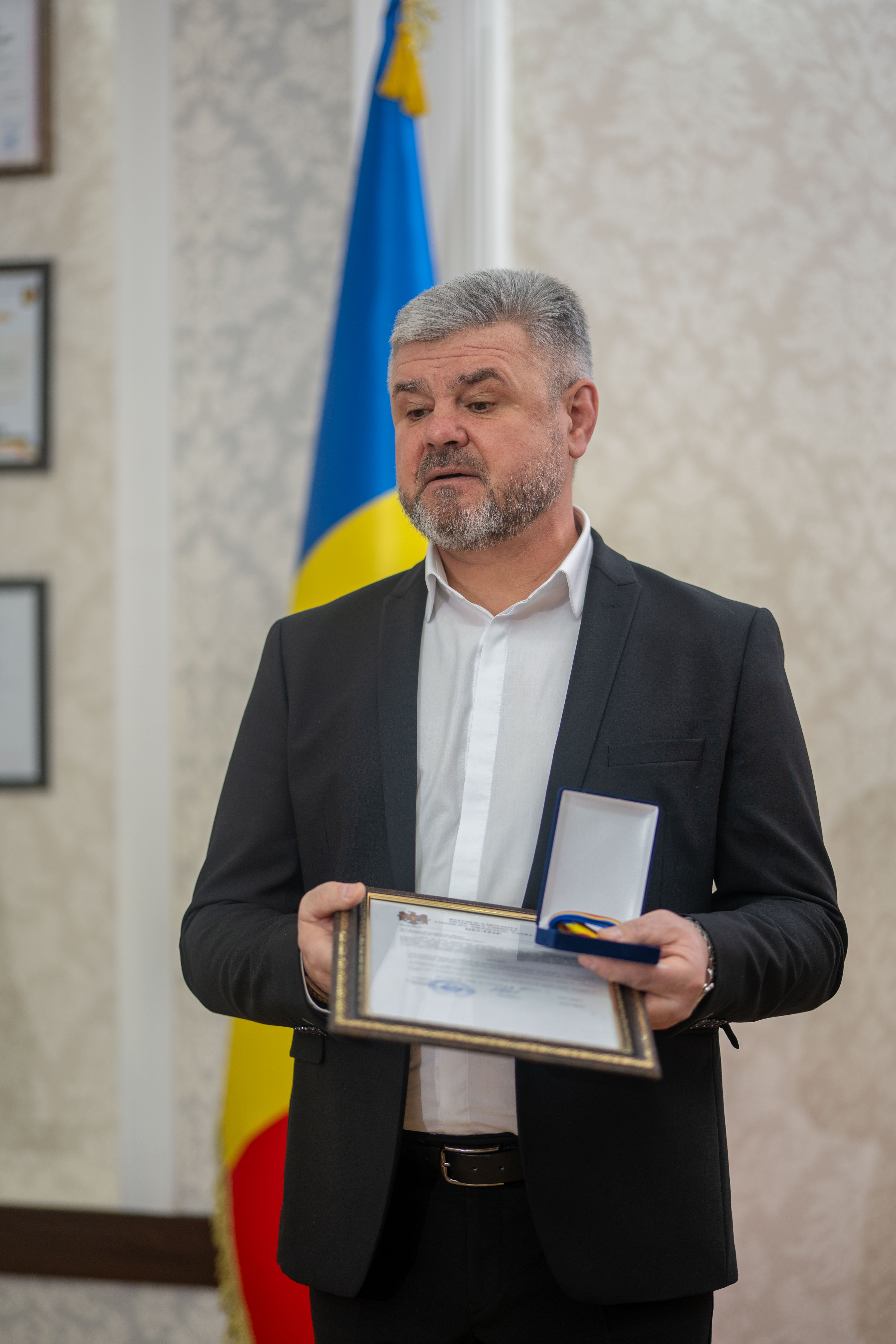 CONFERIREA TITLULUI "CETĂȚEAN DE ONOARE AL ORAȘULUI VATRA"