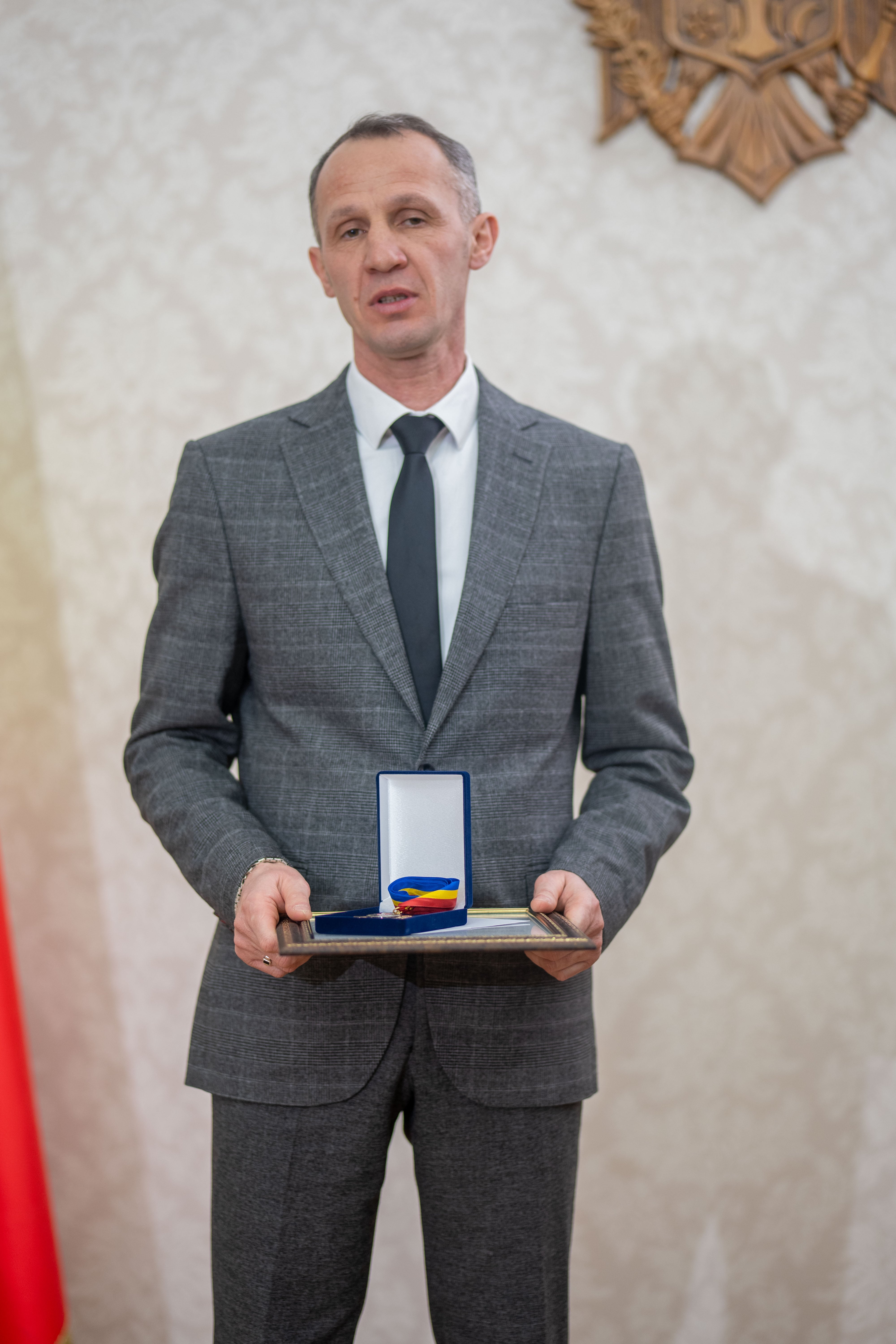 CONFERIREA TITLULUI "CETĂȚEAN DE ONOARE AL ORAȘULUI VATRA"