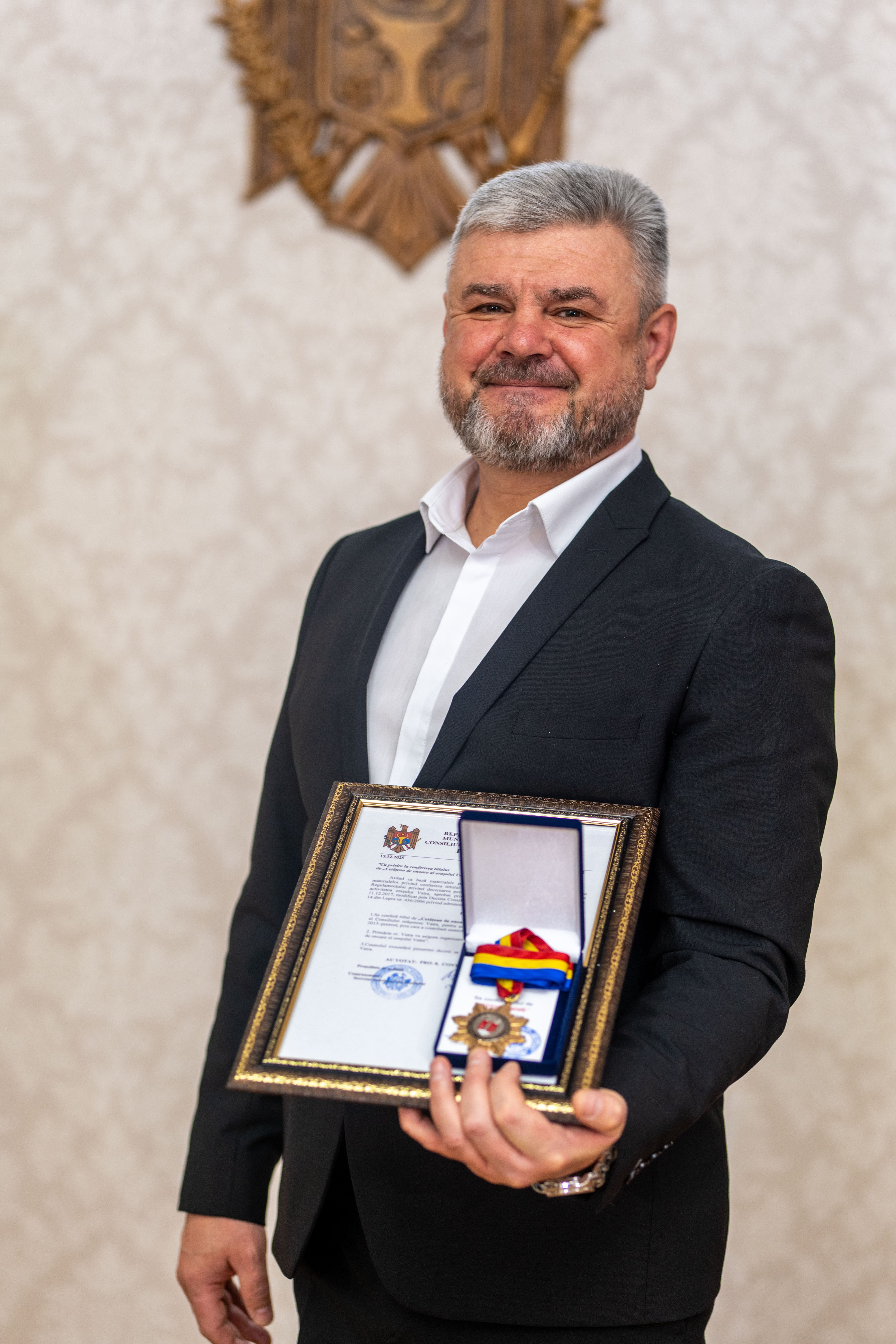 CONFERIREA TITLULUI "CETĂȚEAN DE ONOARE AL ORAȘULUI VATRA"