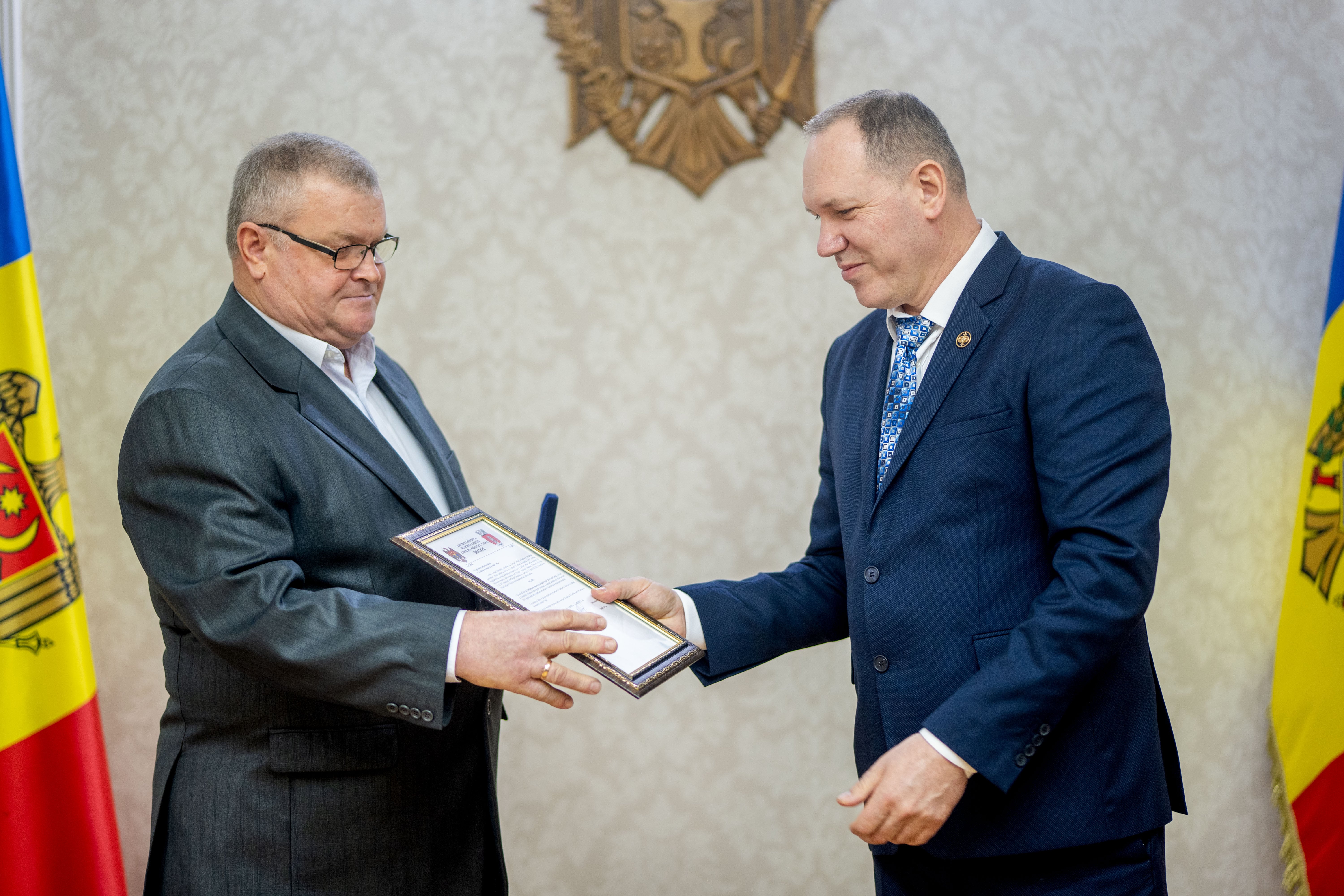 CONFERIREA TITLULUI "CETĂȚEAN DE ONOARE AL ORAȘULUI VATRA"
