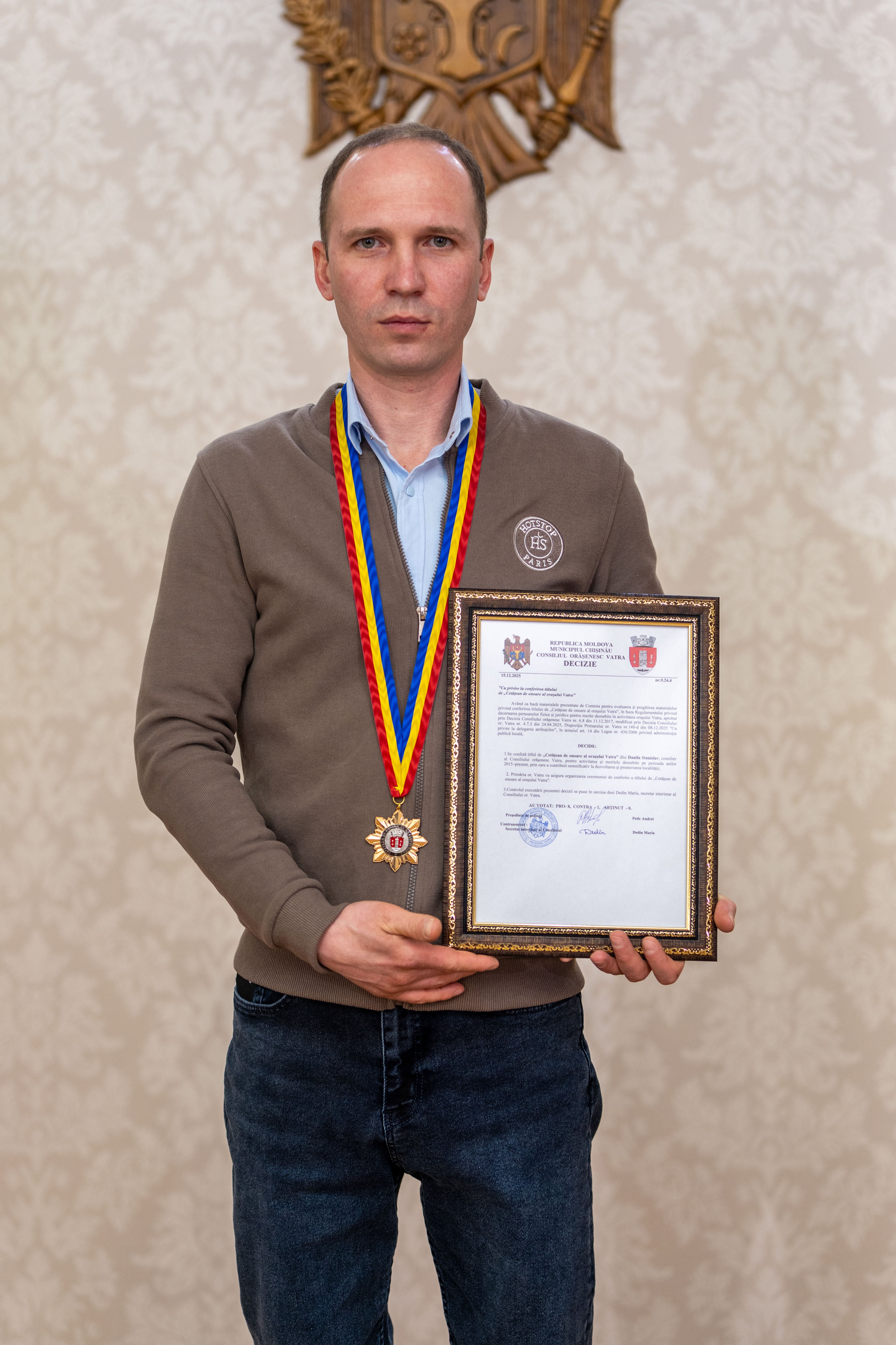 CONFERIREA TITLULUI "CETĂȚEAN DE ONOARE AL ORAȘULUI VATRA"