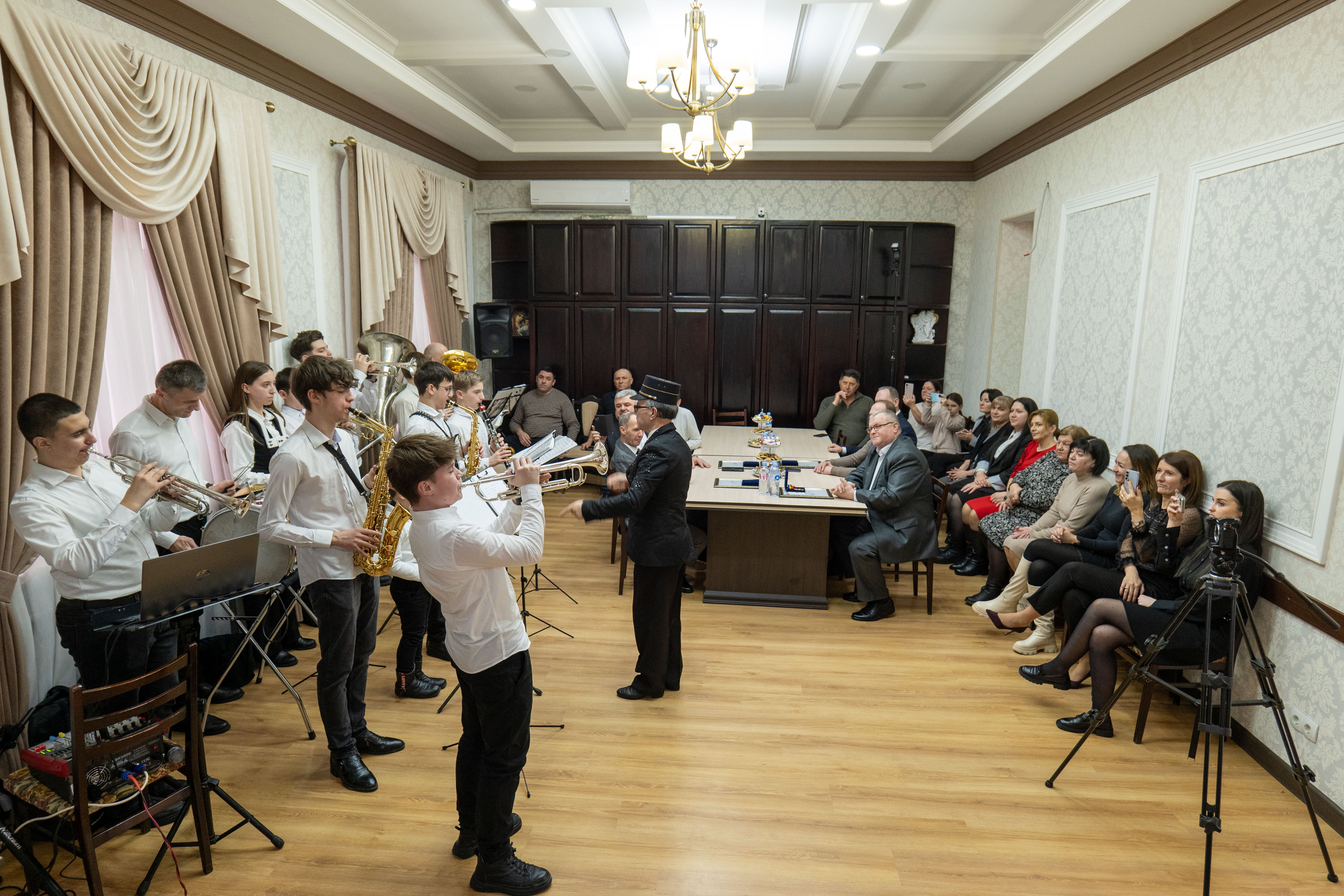 CONFERIREA TITLULUI "CETĂȚEAN DE ONOARE AL ORAȘULUI VATRA"