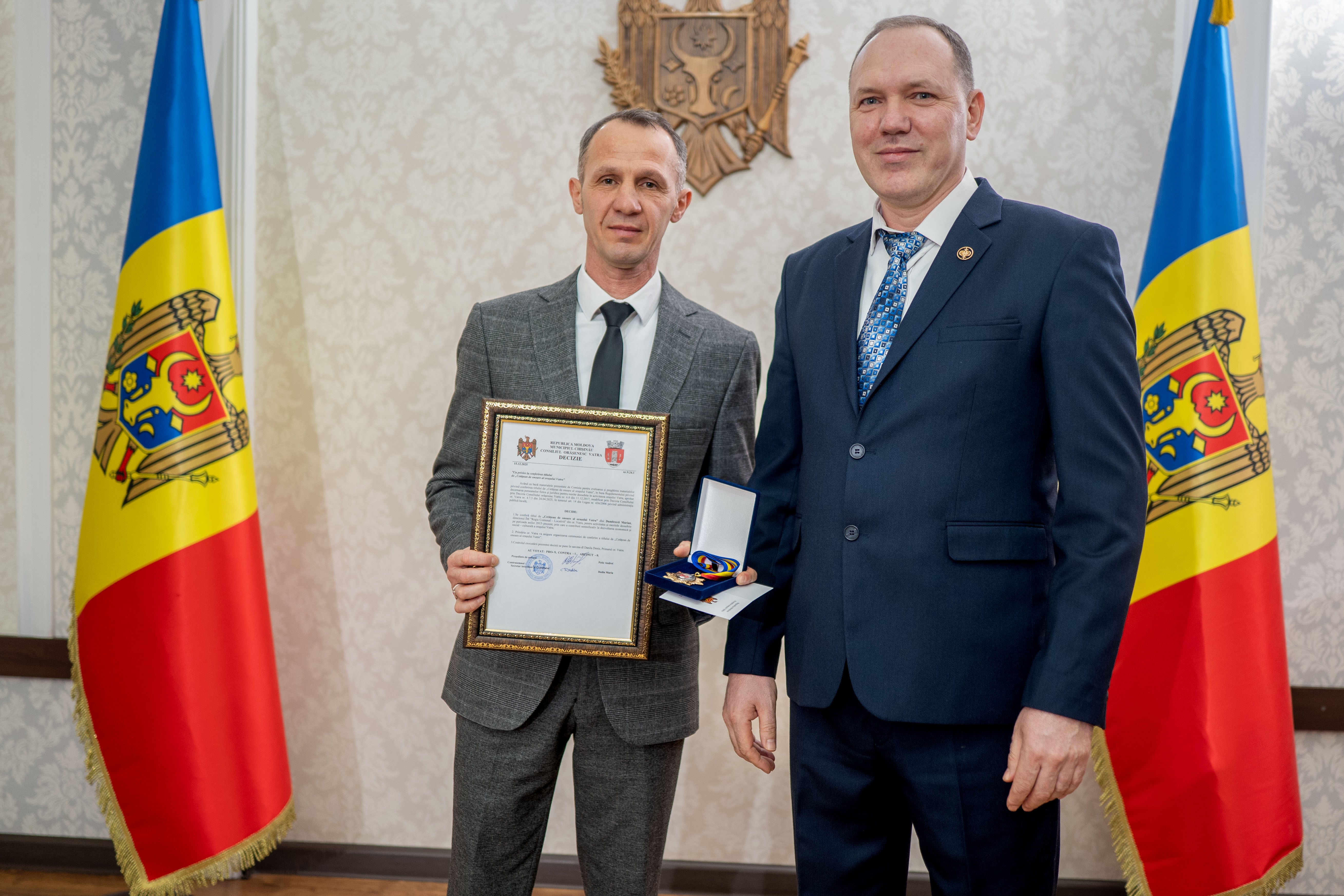 CONFERIREA TITLULUI "CETĂȚEAN DE ONOARE AL ORAȘULUI VATRA"