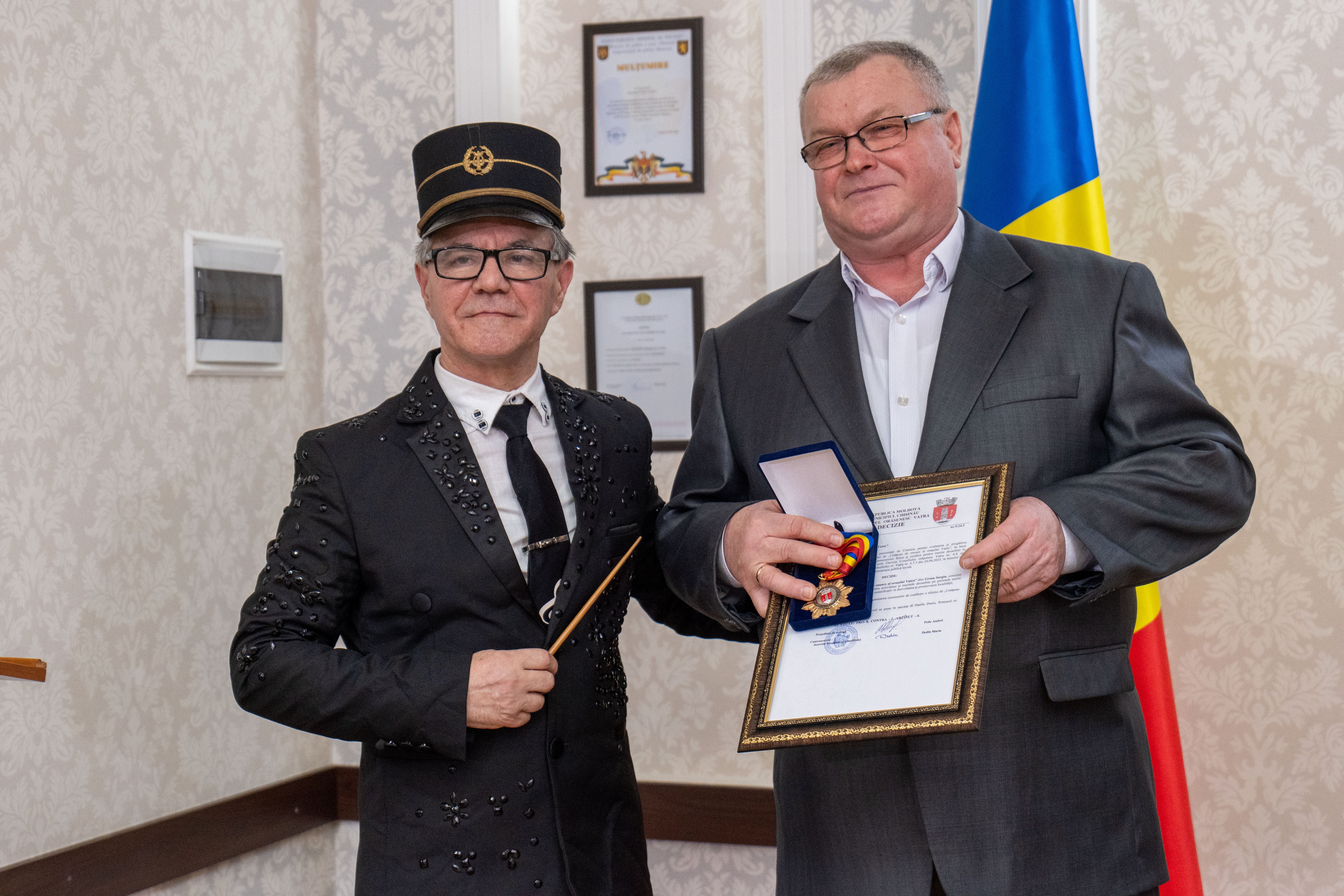 CONFERIREA TITLULUI "CETĂȚEAN DE ONOARE AL ORAȘULUI VATRA"