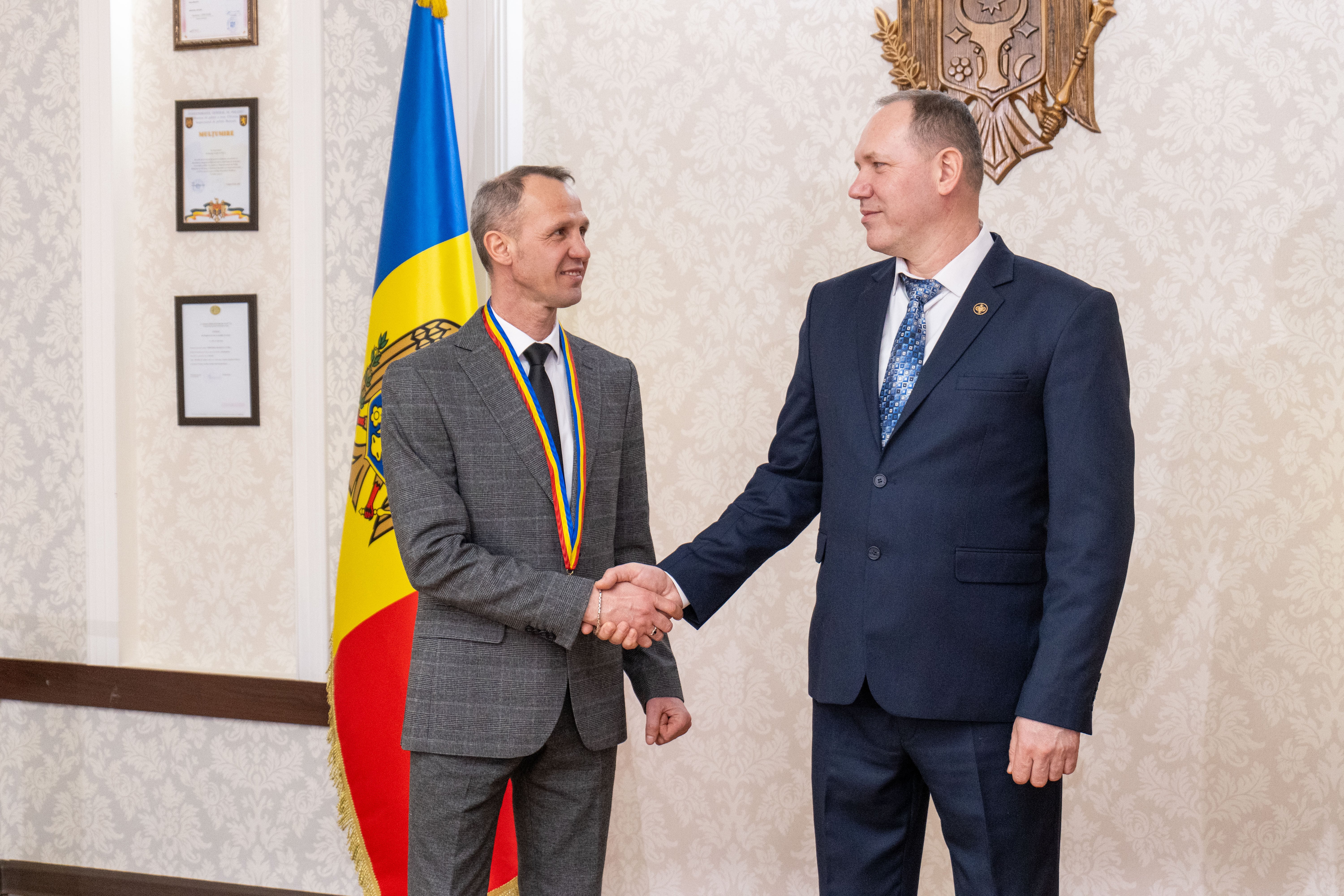 CONFERIREA TITLULUI "CETĂȚEAN DE ONOARE AL ORAȘULUI VATRA"