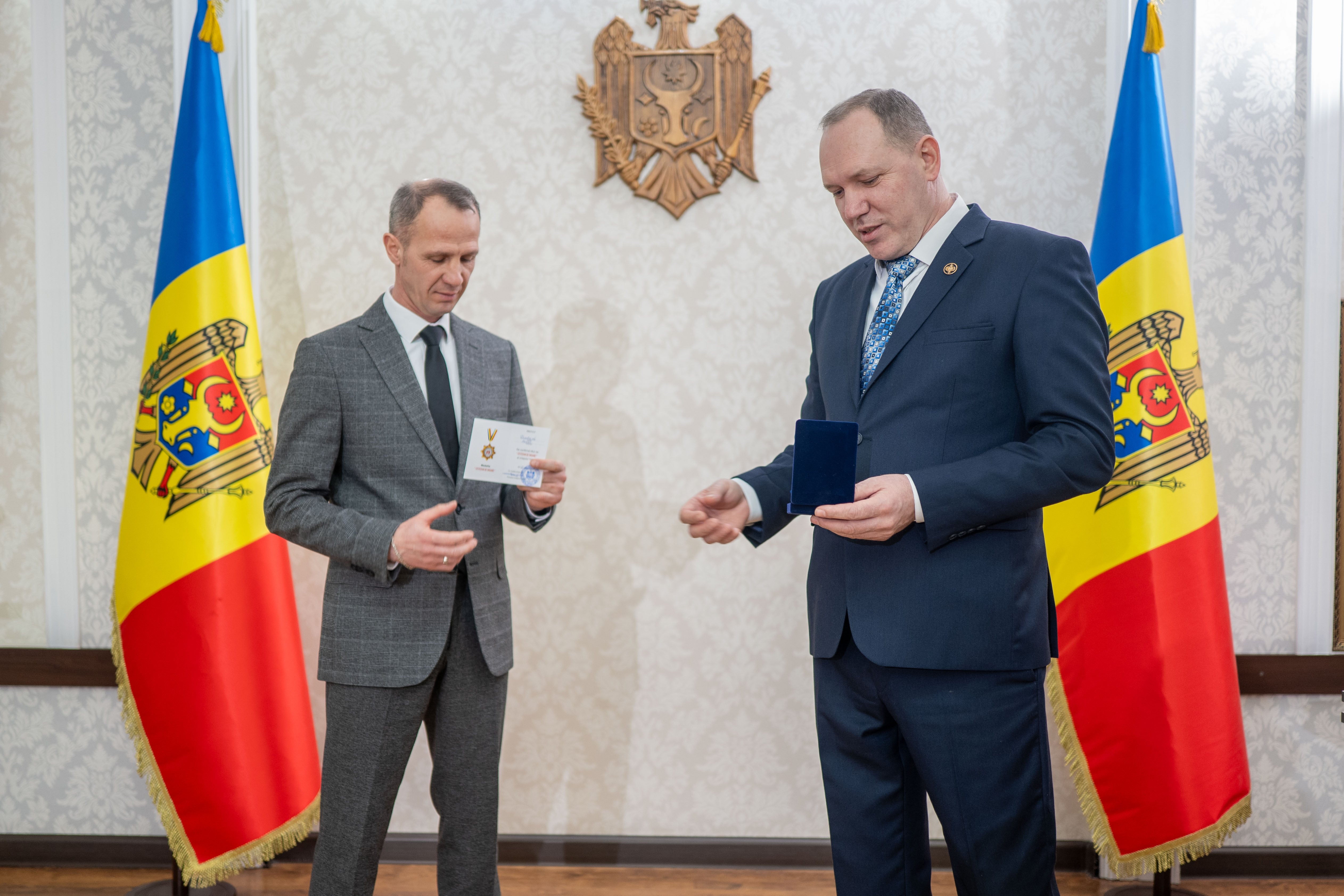 CONFERIREA TITLULUI "CETĂȚEAN DE ONOARE AL ORAȘULUI VATRA"