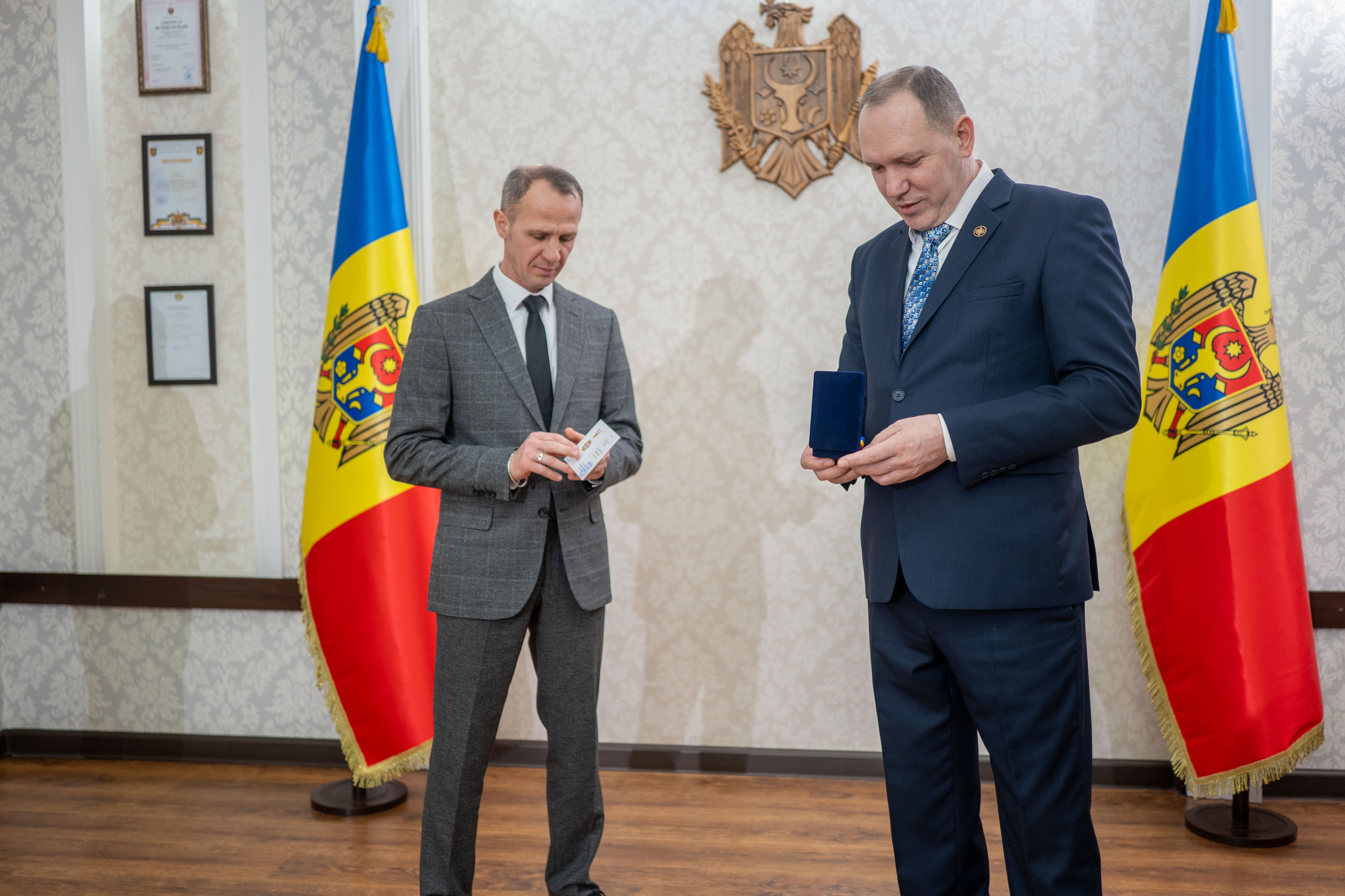 CONFERIREA TITLULUI "CETĂȚEAN DE ONOARE AL ORAȘULUI VATRA"