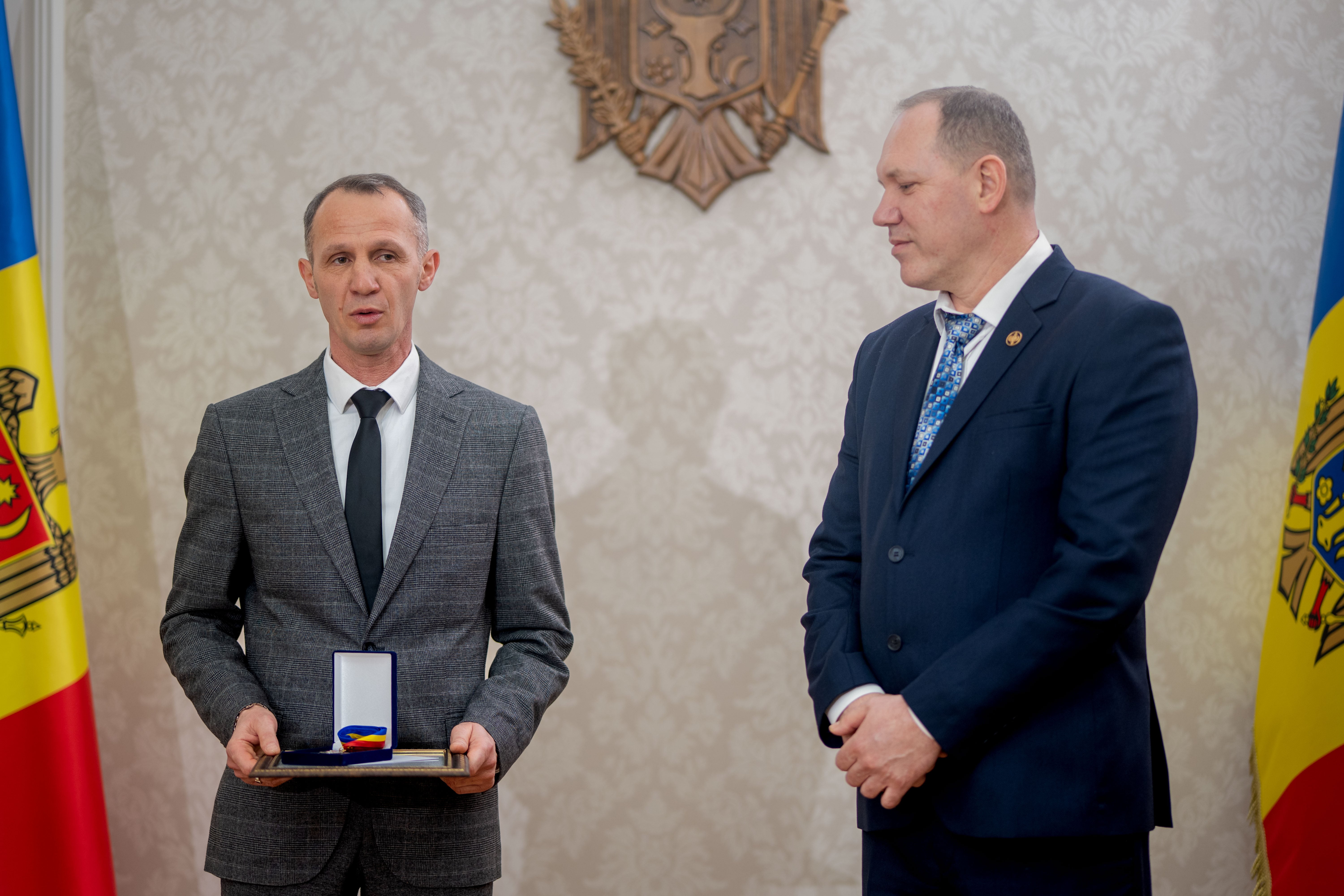 CONFERIREA TITLULUI "CETĂȚEAN DE ONOARE AL ORAȘULUI VATRA"