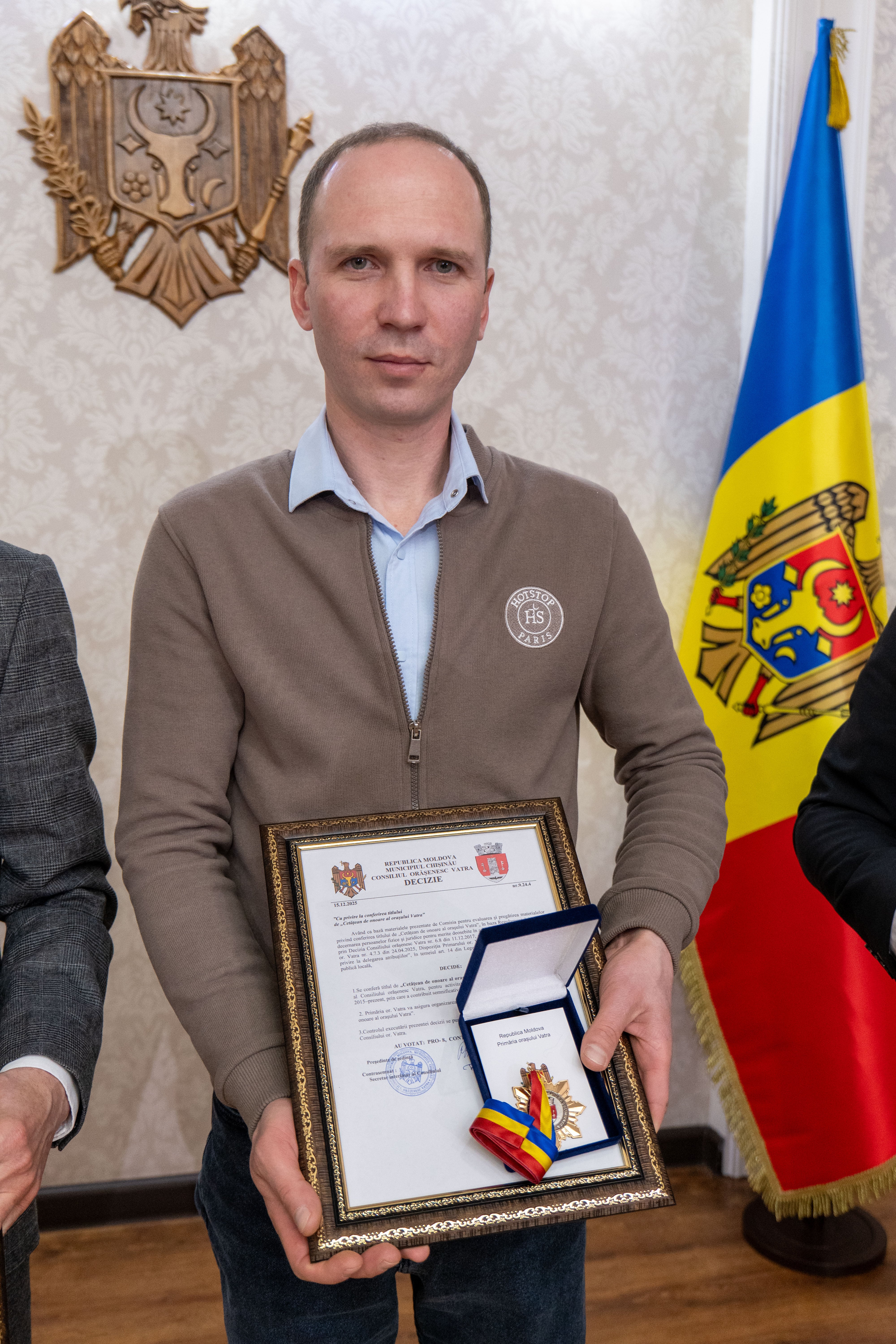 CONFERIREA TITLULUI "CETĂȚEAN DE ONOARE AL ORAȘULUI VATRA"