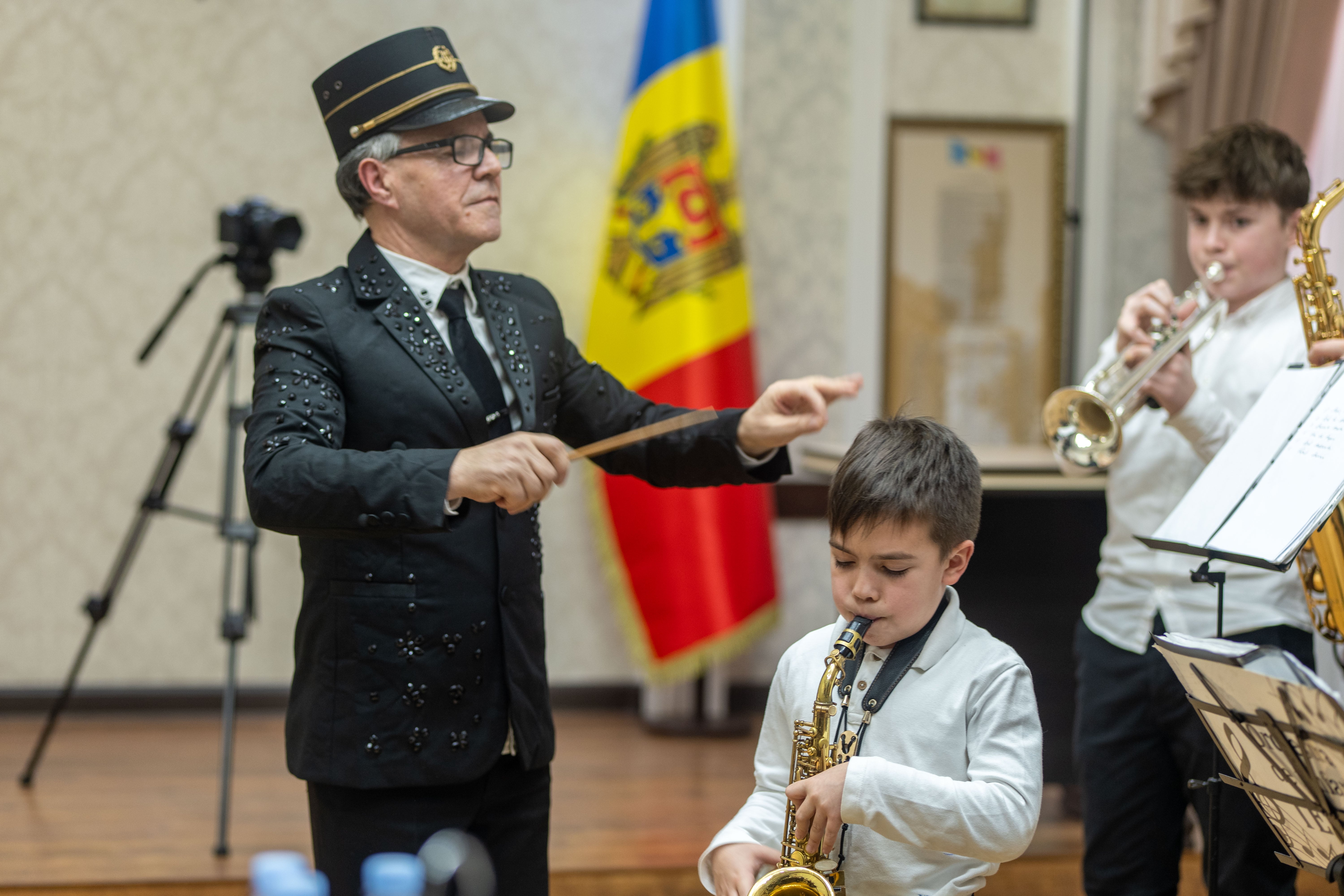 CONFERIREA TITLULUI "CETĂȚEAN DE ONOARE AL ORAȘULUI VATRA"