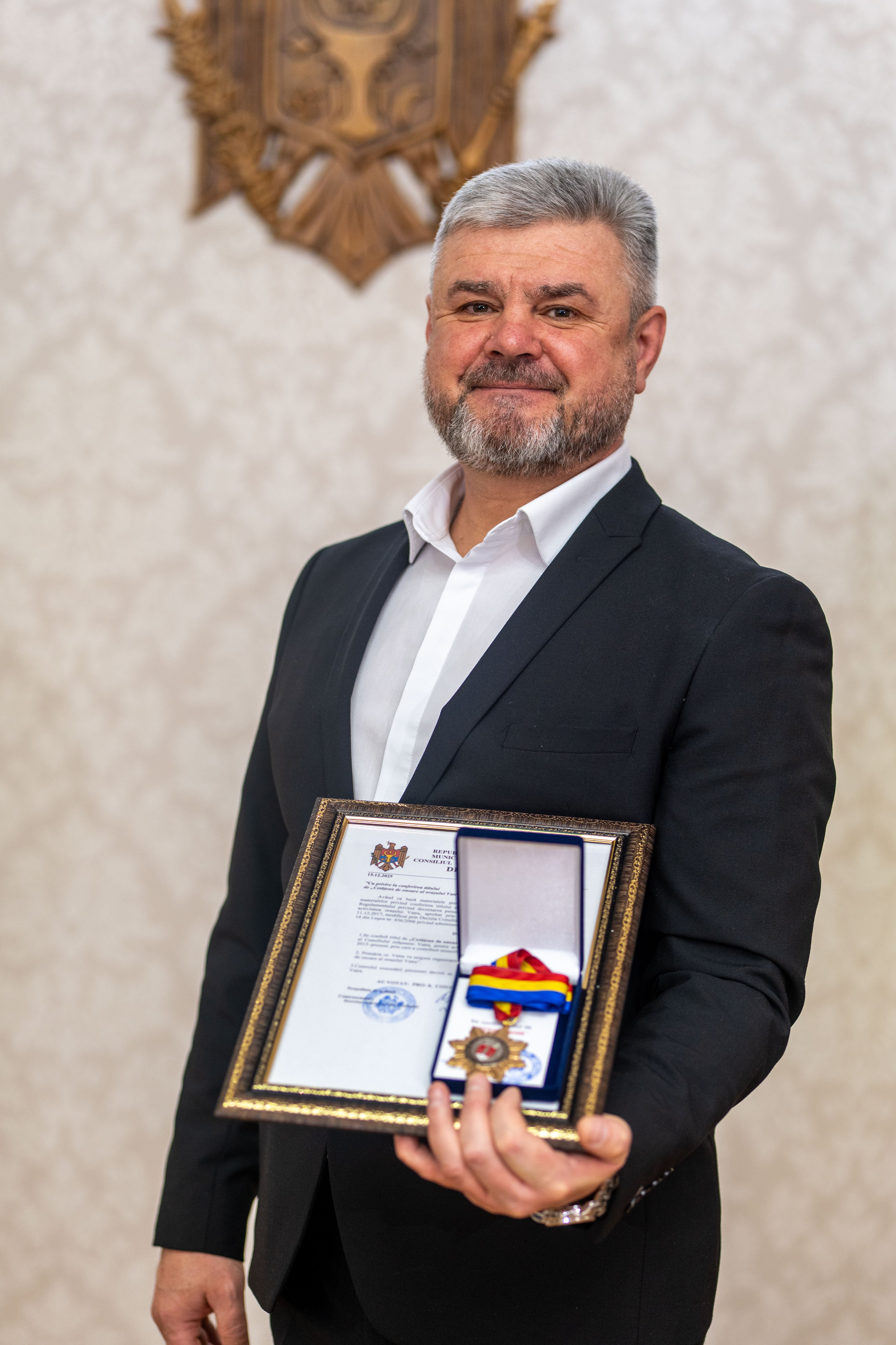 CONFERIREA TITLULUI "CETĂȚEAN DE ONOARE AL ORAȘULUI VATRA"