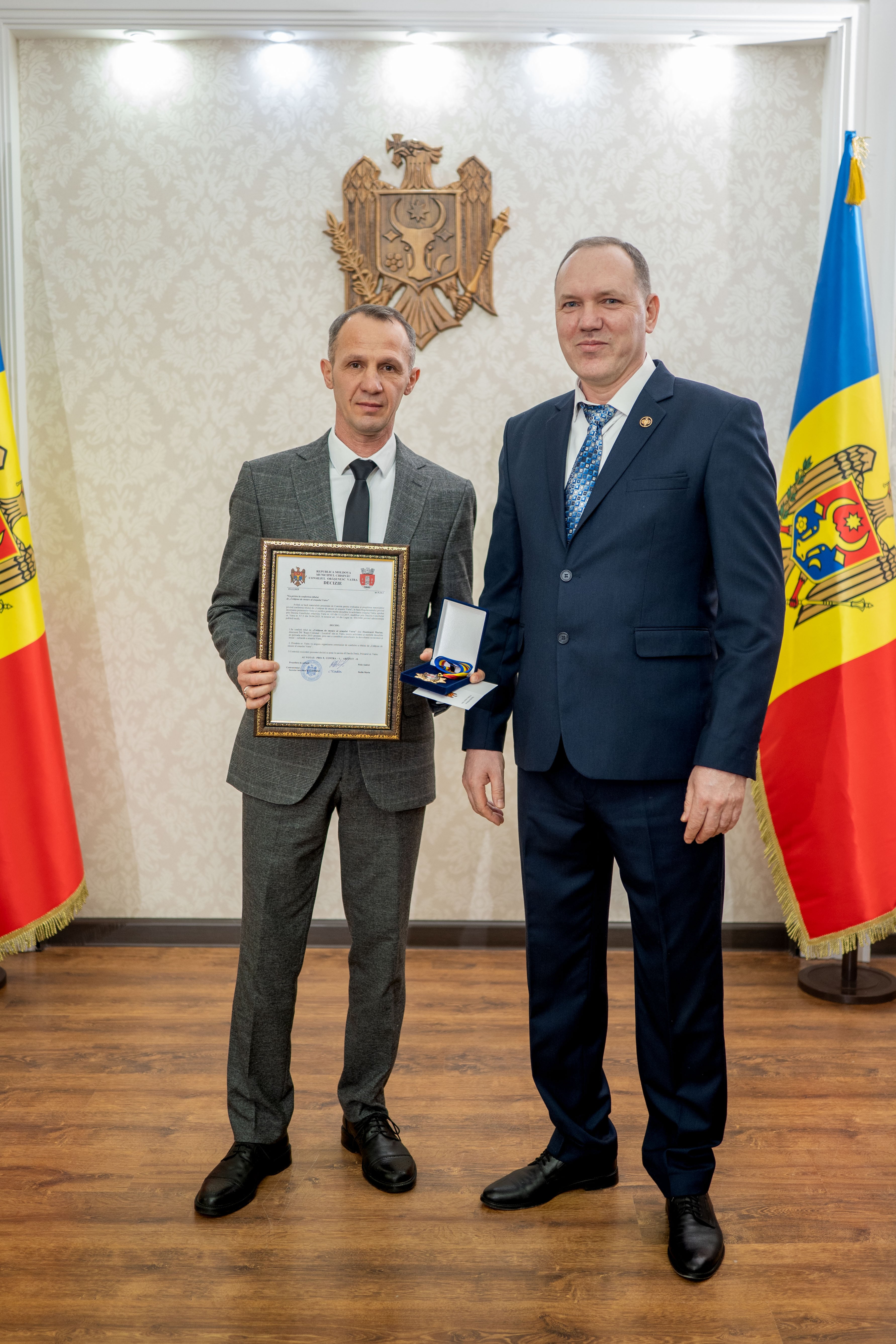 CONFERIREA TITLULUI "CETĂȚEAN DE ONOARE AL ORAȘULUI VATRA"